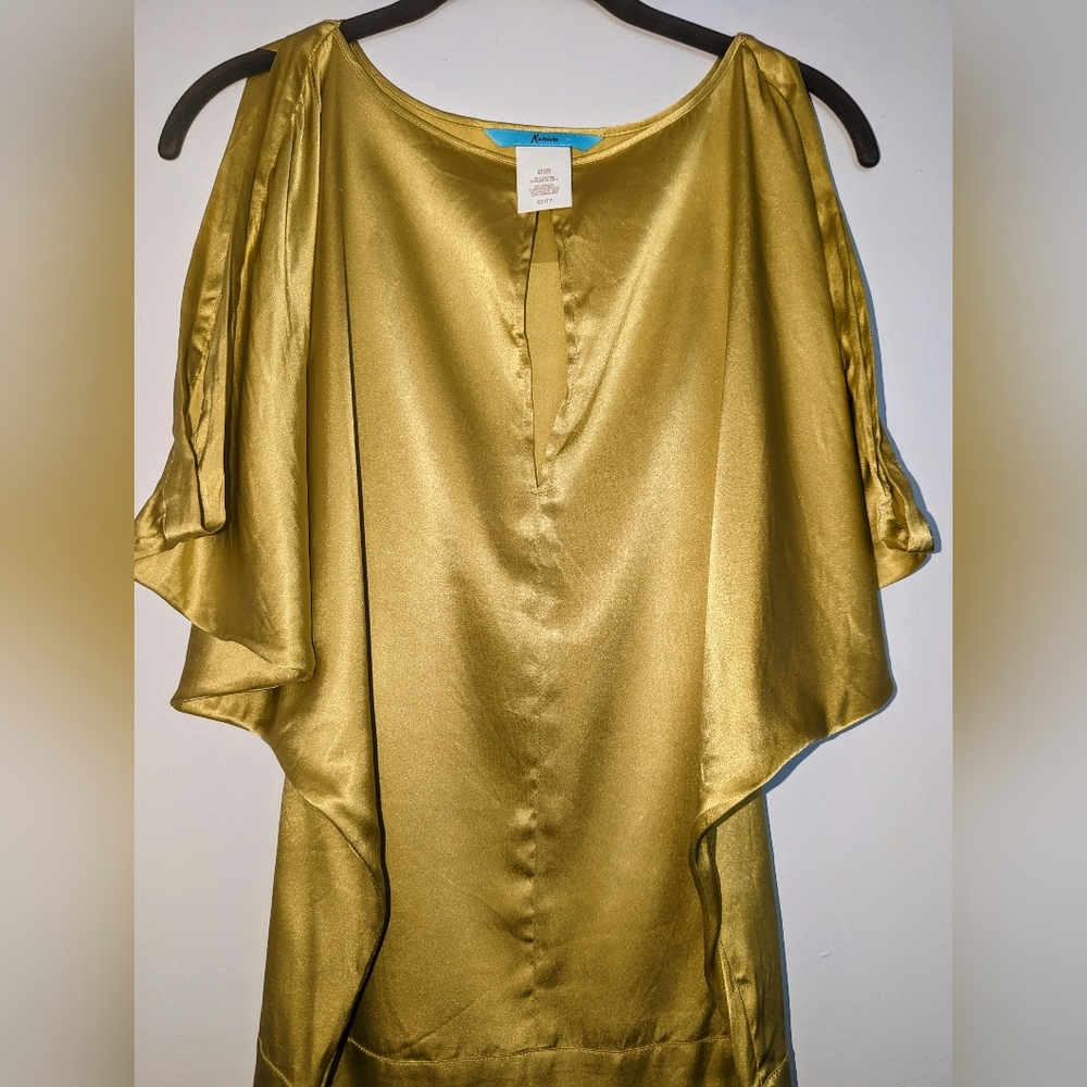 Marciano yellowish-gold silk top with cold-shoulder sleeve!!